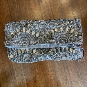 VTG Aldo beaded clutch snap closure